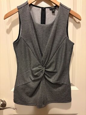 Ann Taylor Black and White Knitted Twist Front Sleeveless Blouse
